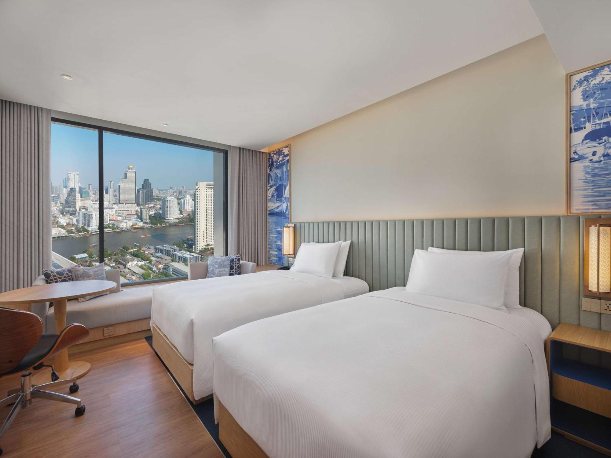 Hilton Garden Inn Bangkok Riverside Exterior foto