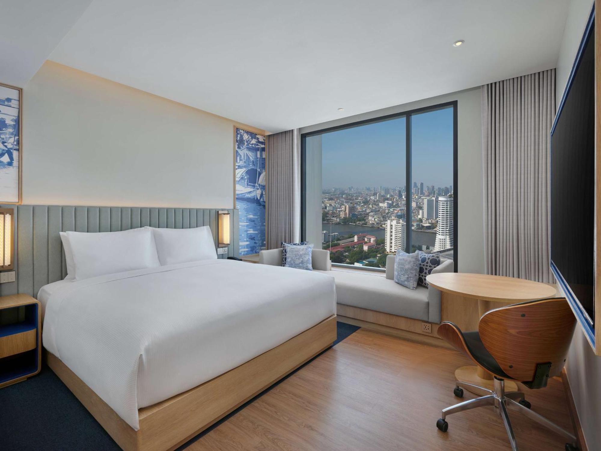 Hilton Garden Inn Bangkok Riverside Exterior foto