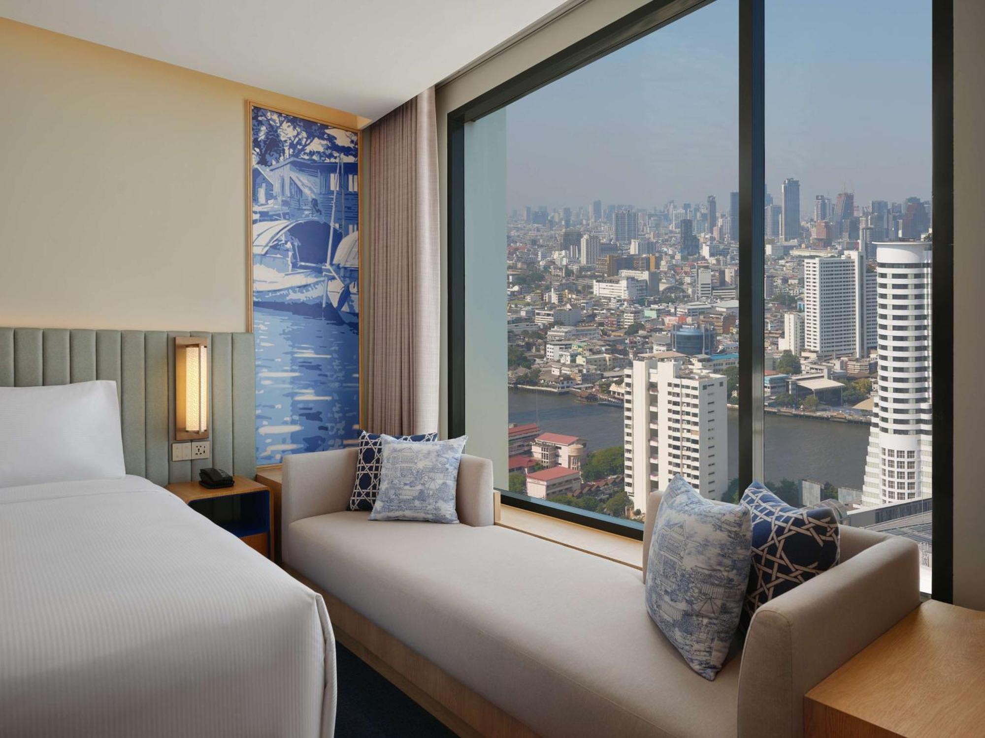 Hilton Garden Inn Bangkok Riverside Exterior foto