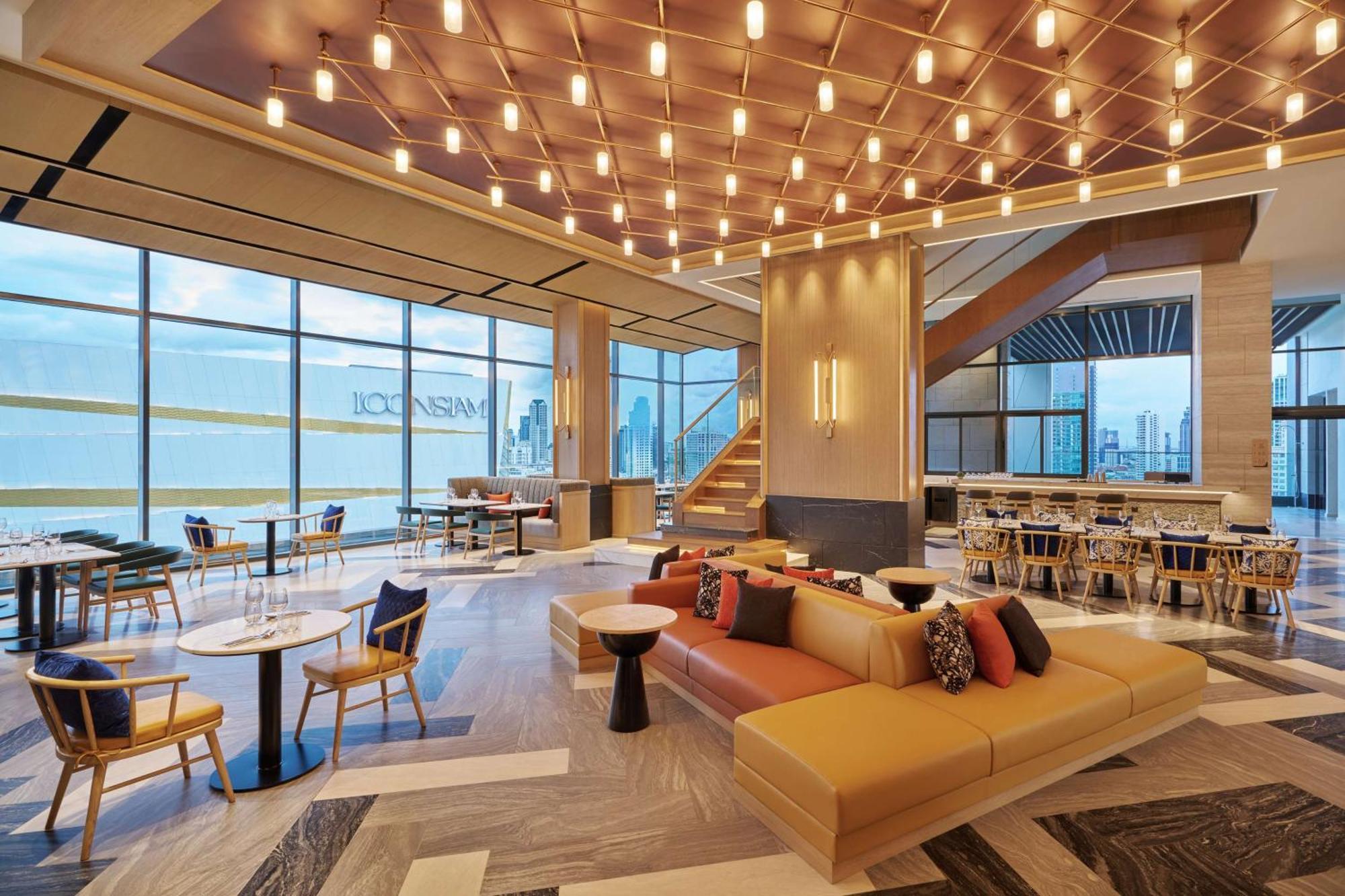 Hilton Garden Inn Bangkok Riverside Exterior foto